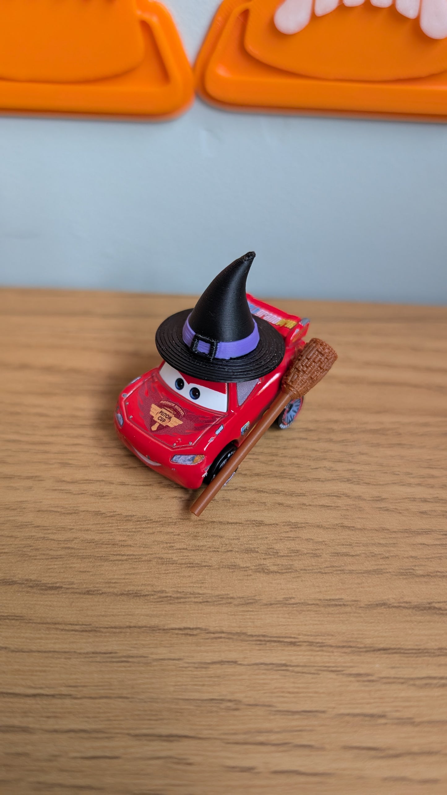 Witches Hat and Broomstick Mini Racer set