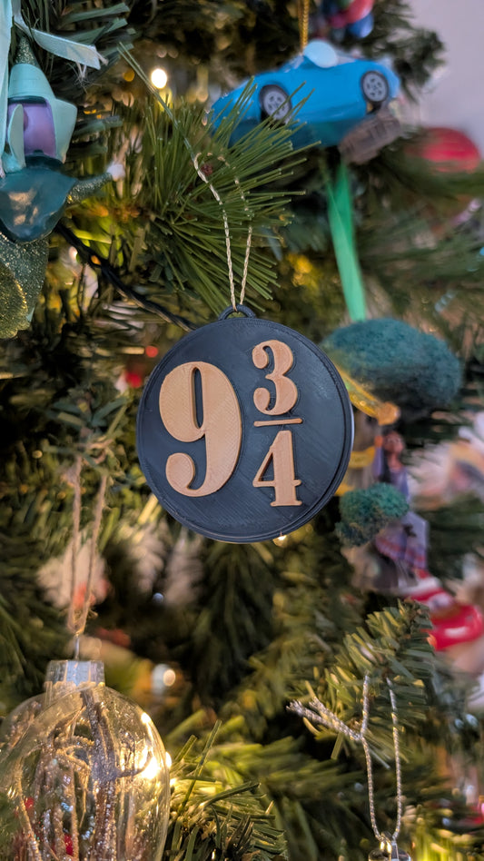 HP Platform 9 3/4 Christmas Decoration